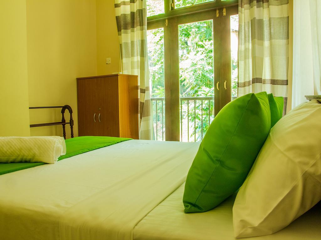 Aronka Homestay Kandy Kültér fotó